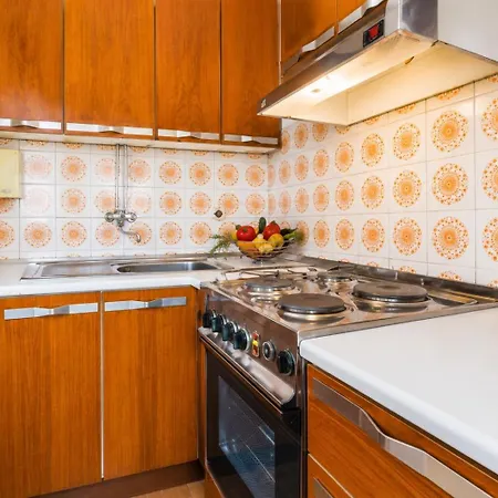 Retro 78m2 Apartment *